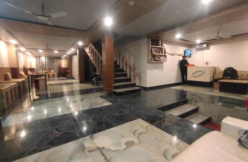 Srinagar Hotel | Hotel VALINOR