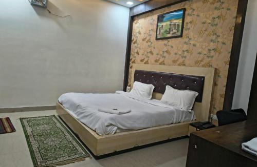 Sikandra Hotel | Hotel Vanya Palace