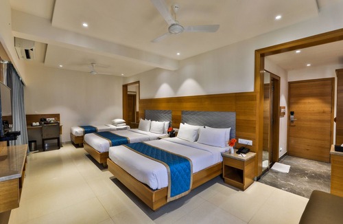 Gandhi Nagar Hotel | HOTEL VBR GRAND INN