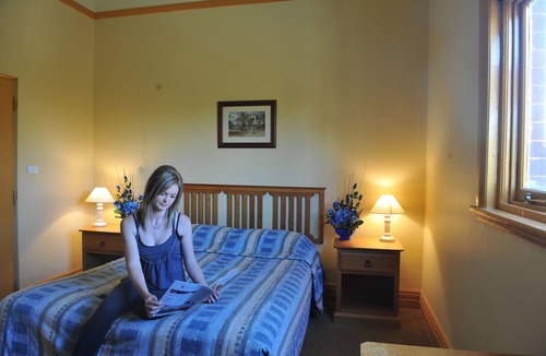 Griffith Hotel | Hotel Victoria - Griffith