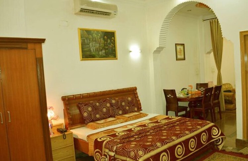 Jwalapur Hotel | Hotel Vinayak