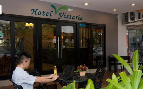 Taman Mount Austin Hotel | Hotel Vistaria