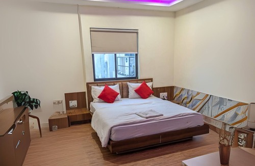Vadodara Hotel | Hotel VR Inn