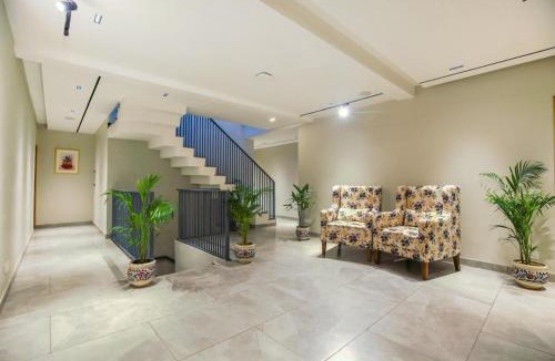 Kharar Hotel | Hotel West Inn Premium