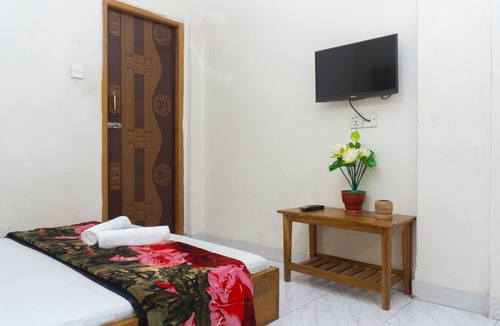 Dhaka Hotel | Hotel White House International Residential, Couple Room - Non AC
