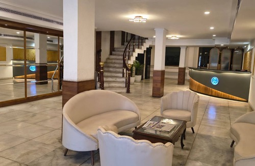 Parwanoo Hotel | Hotel Windsmur