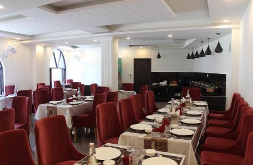 Narainkoti Hotel | Hotel Yadu Vilas