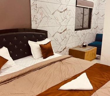 Amarnath Hotel | Hotel Yash Residency
