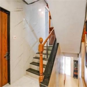 Vashi Hotel | Hotel Yatri Inn