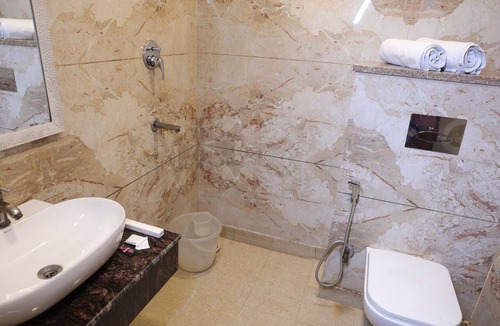Jasola Hotel | Hotel Zen Inn