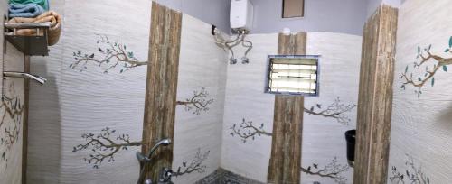 Shibpur Apartment | Howrah Homestay Nidhivan
