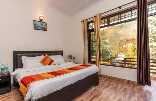 Bhimtal Hotel | HR Upvan Inn