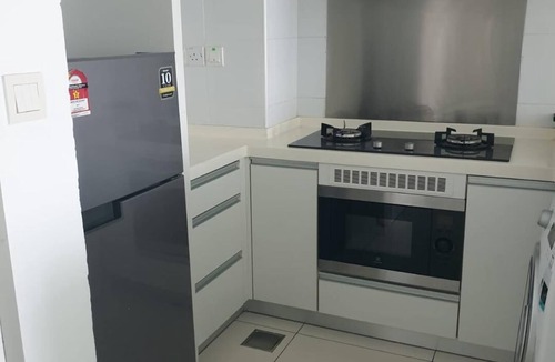 Downtown Kota Kinabalu Apartment | HS Safe & Calm at Sutera Avenue Near Gleaneagle Hospital KK