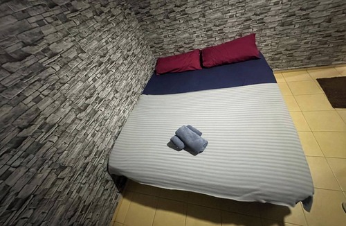Seri Kembangan Hotel | I Rose Budget Hotel
