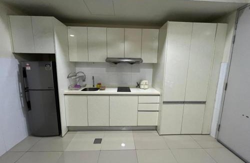 Bukit Jelutong Apartment | IA Guest House, Suria Jelutong Serviced Apartment