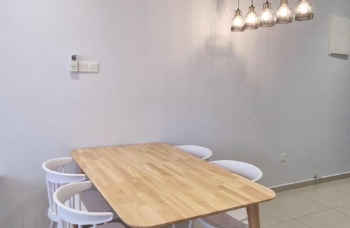 Kampung Sungai Nibong Apartment | Iconic Regency by BNB4U