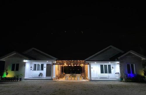Sekinchan Villa | IDAMAN COTTAGE Sekinchan
