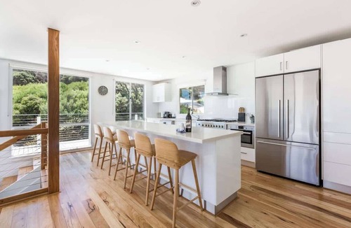 Yallingup House | Idlehour—Panoramic Retreat by Yallingup Beach