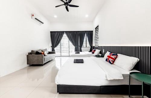 Taman Rapat Damai House | iHomes Villa 3 - Private Pool Karaoke 4BR for 15 Pax Near Sunway Tambun