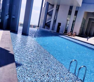 Taman Melaka Raya House | Imperio Residences with Private Bathtub