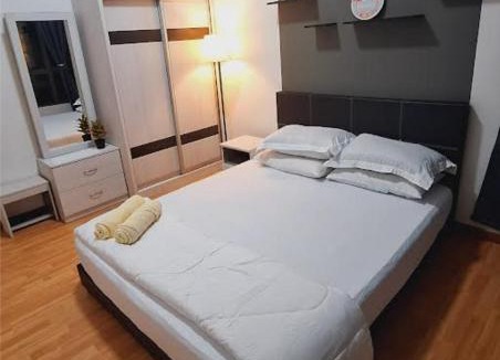 Kuantan House | Imperium Residence Sunrise Queen Suite with bedroom