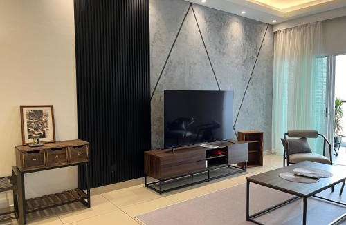 Usj 1 Apartment | Industrial Luxe Concrete Bliss, near Sunway Pyramid,Subang Jaya