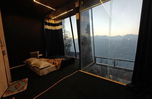 Mohal Hotel | INFINITY OTH Cafe and Stays