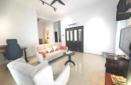 Ayer Keroh Villa | Infinity Retreat Home 5BR 12-15pax BBQ-SemiD