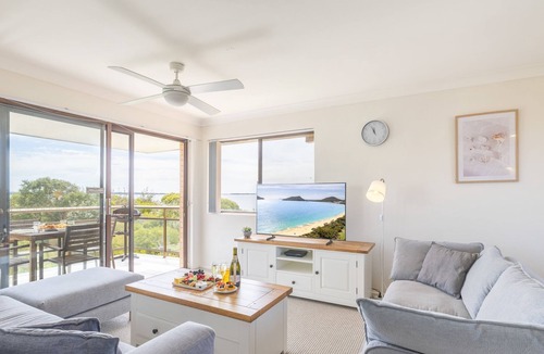 Nelson Bay Apartment | Intrepid, 12/3 Intrepid Close - right on the beachfront