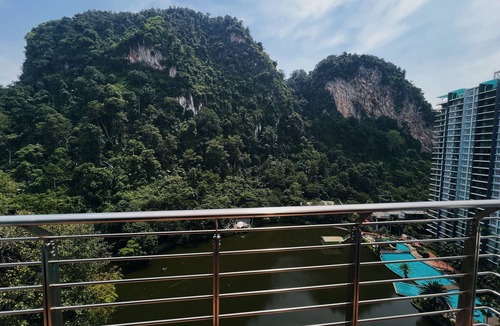 Taman Canning Condo | Ipoh The Haven Lakeside Apt Mountain View 3-7 pax