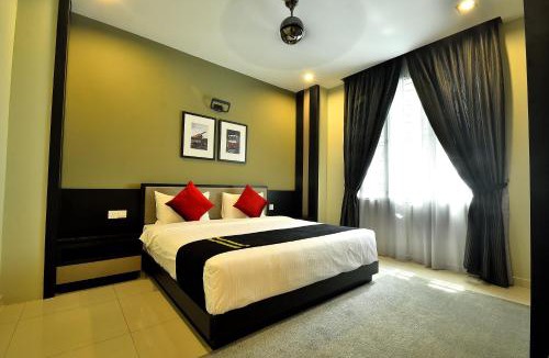 George Town Villa | Iris Luxury Service Villa