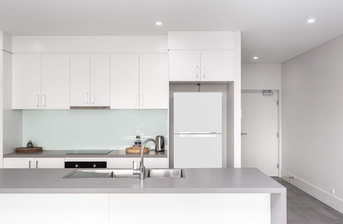 Huskisson Apartment | Ishtar Apartment 10 by Book Jervis Bay - Water Views