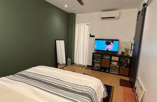 Gelang Patah Apartment | Iskandar Puteri Ensuite Room - Female Only