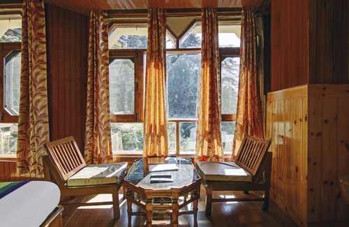 Chhota Shimla Hotel | Itsy By Treebo - Rajat Shimla