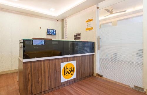 Hadapsar Hotel | Itsy Hotels Lotus Executive