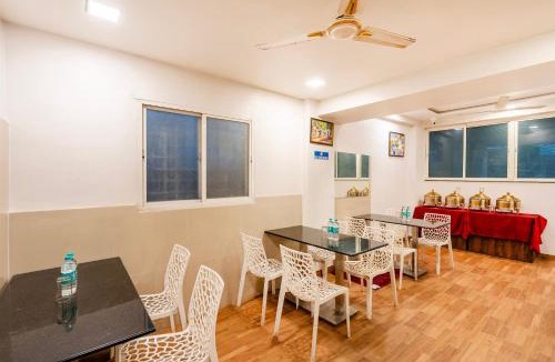 Hadapsar Hotel | Itsy Hotels Lotus Executive