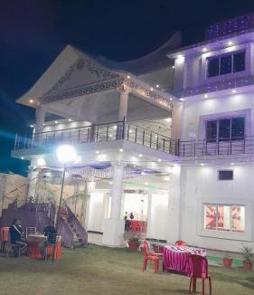 Amroha Hotel | J B Hotel,Banquet & Restaurant
