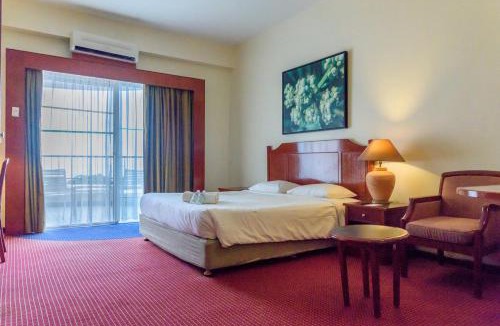 Tanjung Bungah Apartment | J Beach Suites At Rainbow Paradise