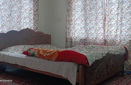 Rajbagh Bed & Breakfast | Jakarta paying guest house