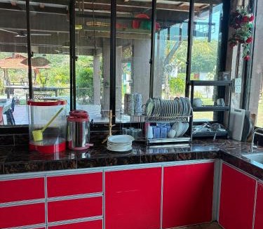 Kampung Teluk Kemang House | Jarah Residence, Classic Home Staycation