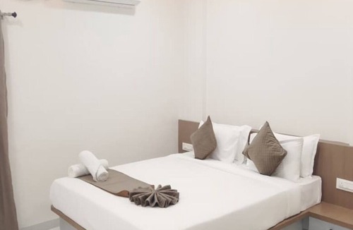 Shirur Hotel | Jayesh Lodging