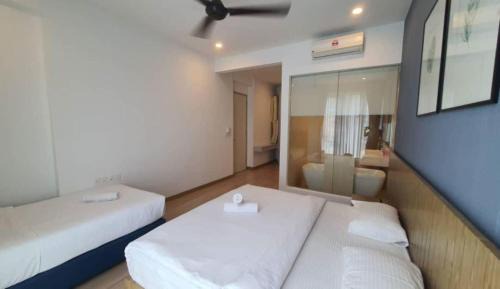 Tanjung Bungah Apartment | JazzB 2BR2B Suites Strait Quay Near Stonyhurst School by Homey Planet