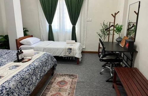 Kampung Nail House | JETTY TRANSIT La Wood Homestay