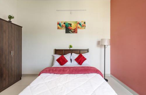 Hosur Apartment | JhilMil Pool Villa Hill Views Pool 1hr Ecity