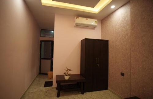 Khatu Hotel | Jiwaji Palace
