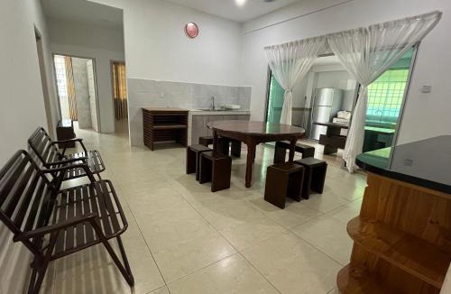 Lutong Apartment | Jo's