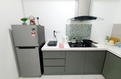 Kampung Masjid Timah Apartment | Jovial Modern Cozy HOUSE 3 ROOM 8 pax@meritus