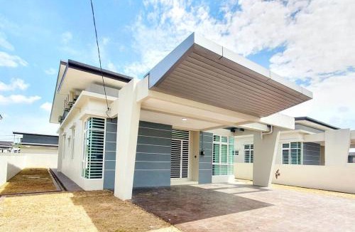 Taman Impian House | JOVIAL SingleStorey Bungalow 4Room10Pax `Alma