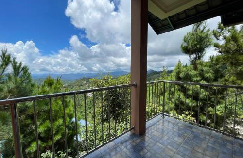 Kundasang Hotel | JR Stay