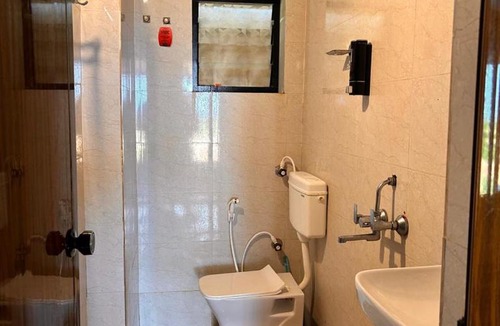 Honavar Cabin | JRN Island Beach Resort